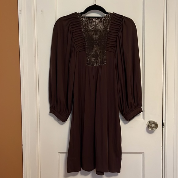 BCBG MAXAZRIA Brown Long Sleeve Lace Top Dress. Size XS - Picture 2 of 6